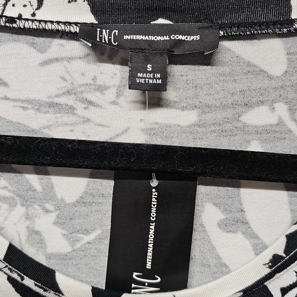 🆕 INC International Concepts | Sugar Rush Blouse in Black & White Floral size S - Picture 2 of 9